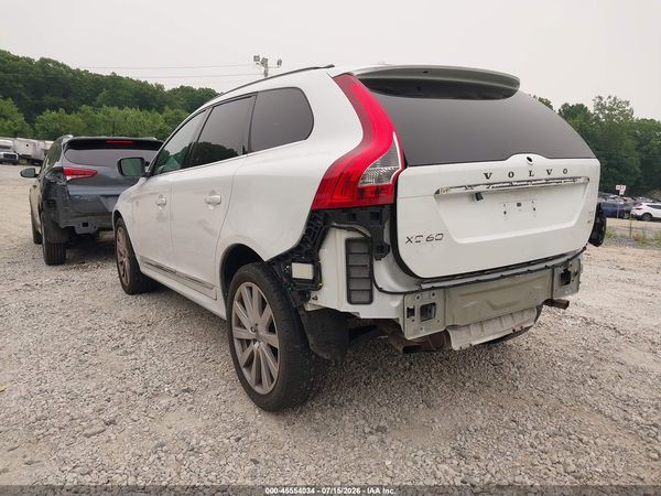 2017 VOLVO XC60 T5 INSCRIPTION