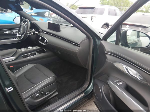 2024 GENESIS GV70 2.5T AWD