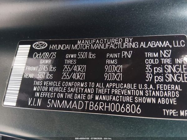 2024 GENESIS GV70 2.5T AWD