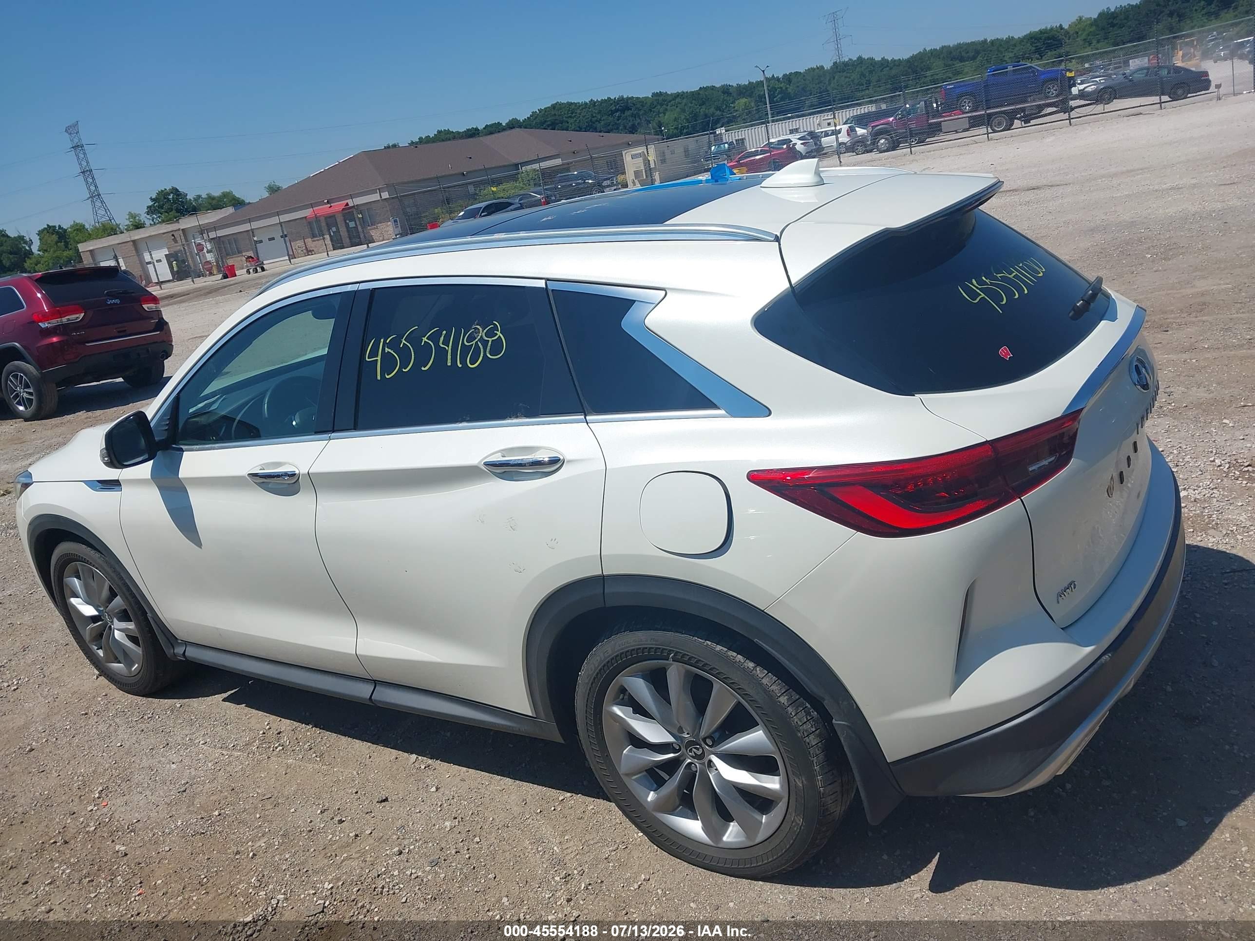 2019 INFINITI QX50 LUXE