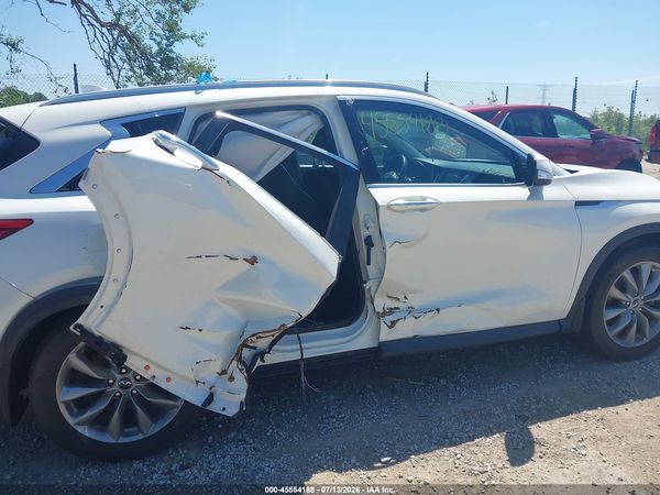 2019 INFINITI QX50 LUXE