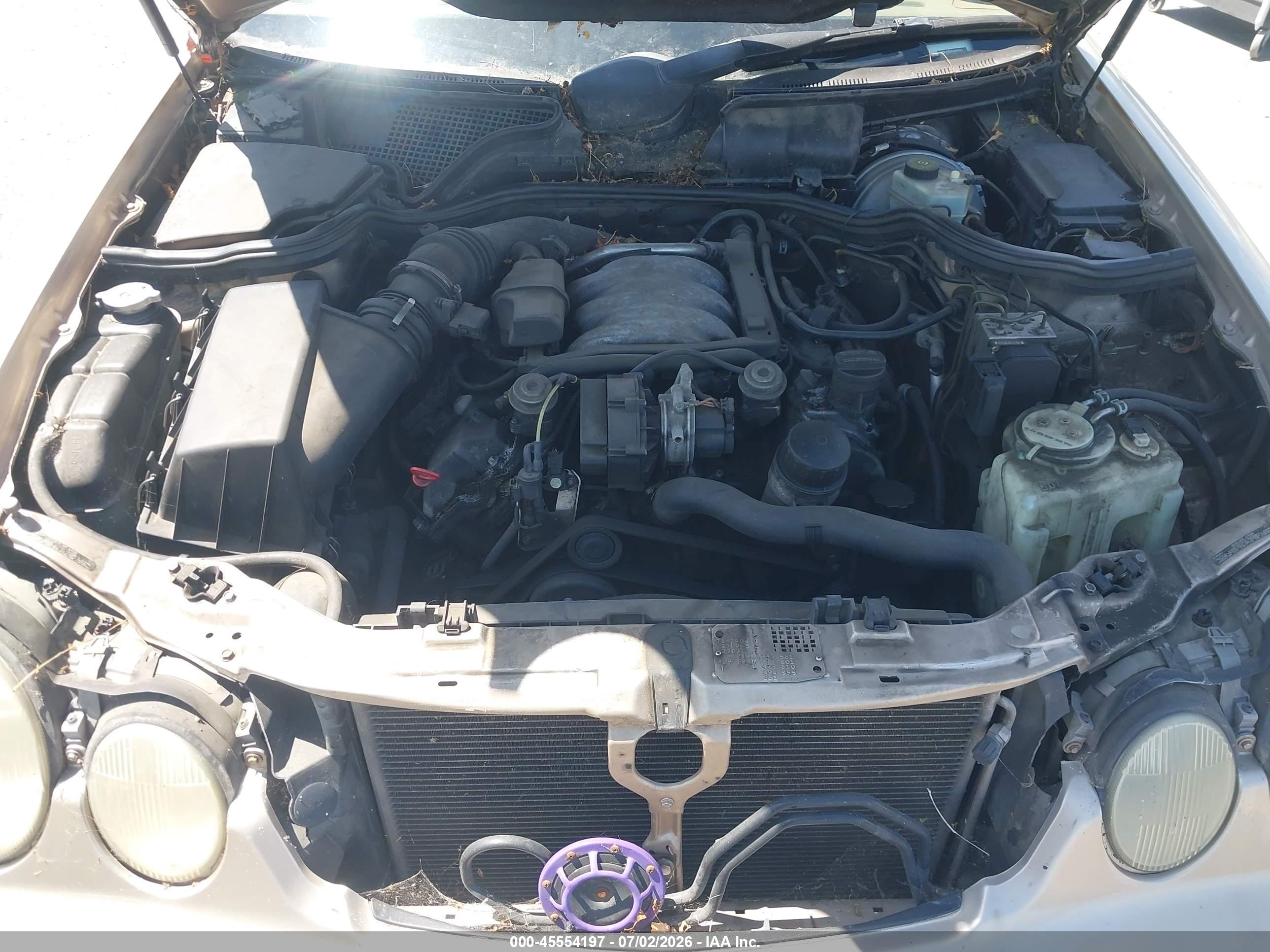 2001 MERCEDES-BENZ E 320