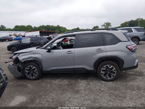 2025 SUBARU FORESTER