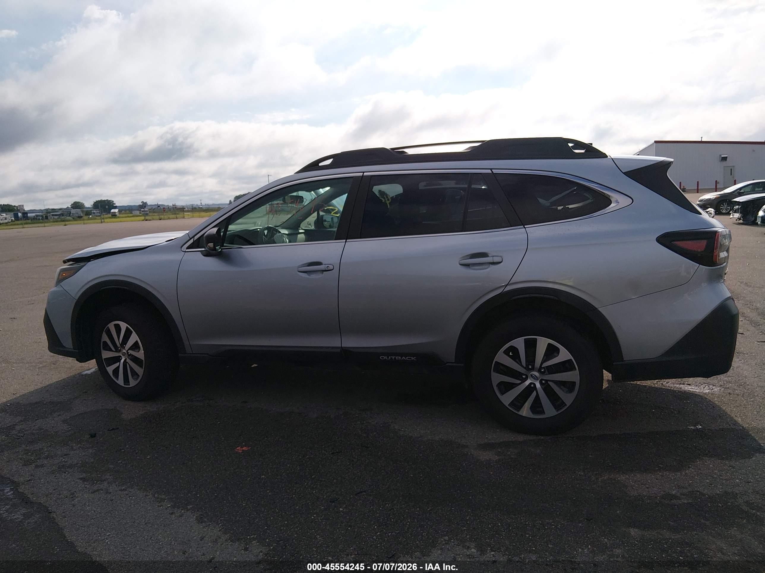 2020 SUBARU OUTBACK Base