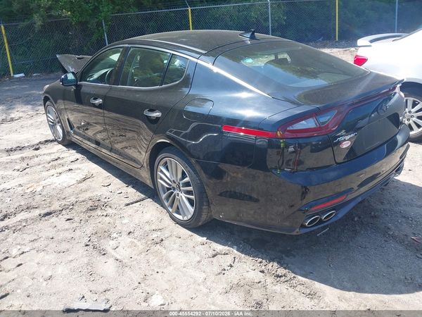 2018 KIA STINGER