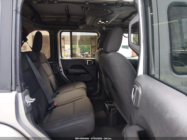 2020 JEEP WRANGLER UNLIMITED SAHARA 4X4