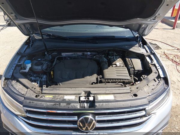 2022 VOLKSWAGEN TIGUAN 2.0T SE — I10