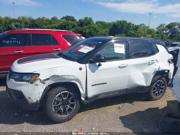 2024 JEEP COMPASS TRAILHAWK 4X4