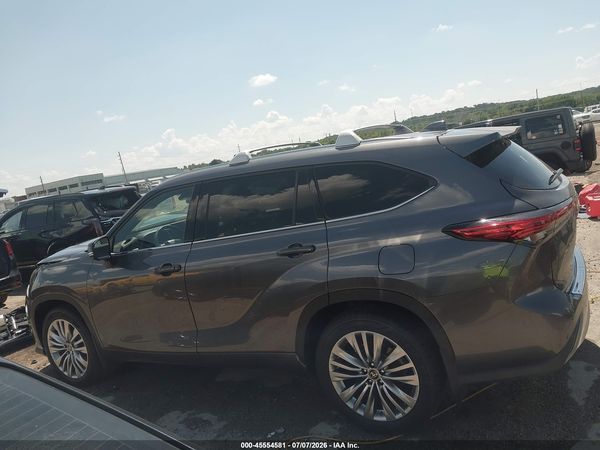 2023 TOYOTA HIGHLANDER