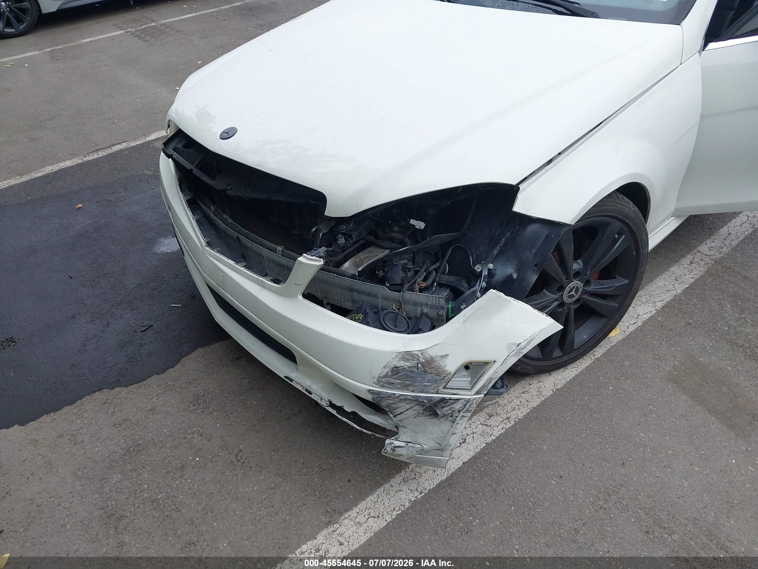 2009 MERCEDES-BENZ C 300 C300 4-MATIC