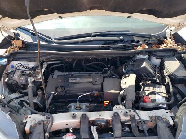 2015 HONDA CRV Touring — Engine bay