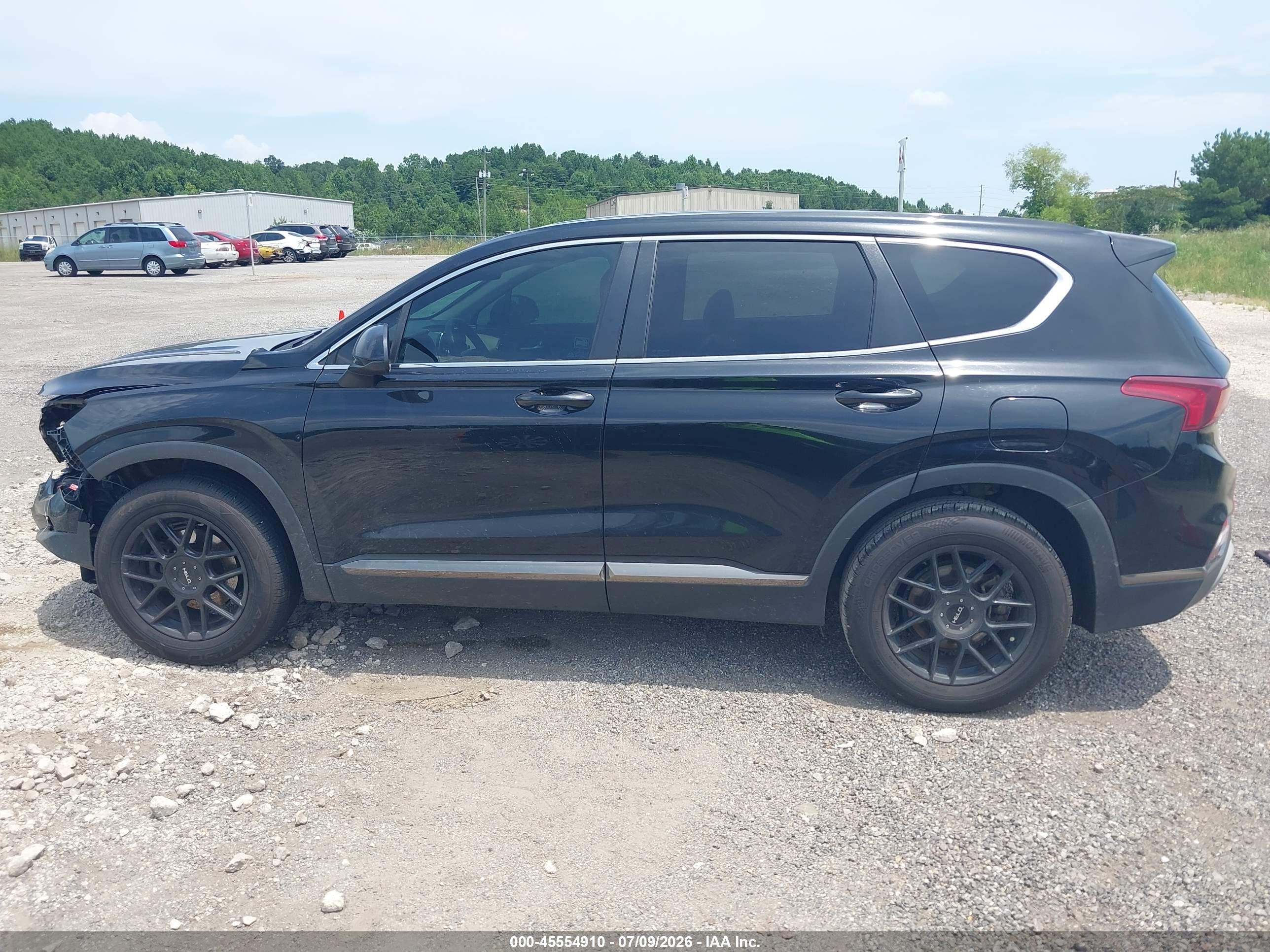 2019 HYUNDAI SANTA FE SE