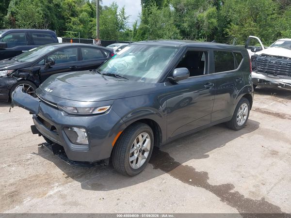 2022 KIA SOUL LX