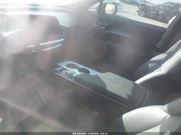 2024 CADILLAC LYRIQ TECH W/1SA