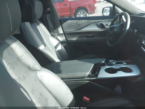 2024 CADILLAC LYRIQ TECH W/1SA