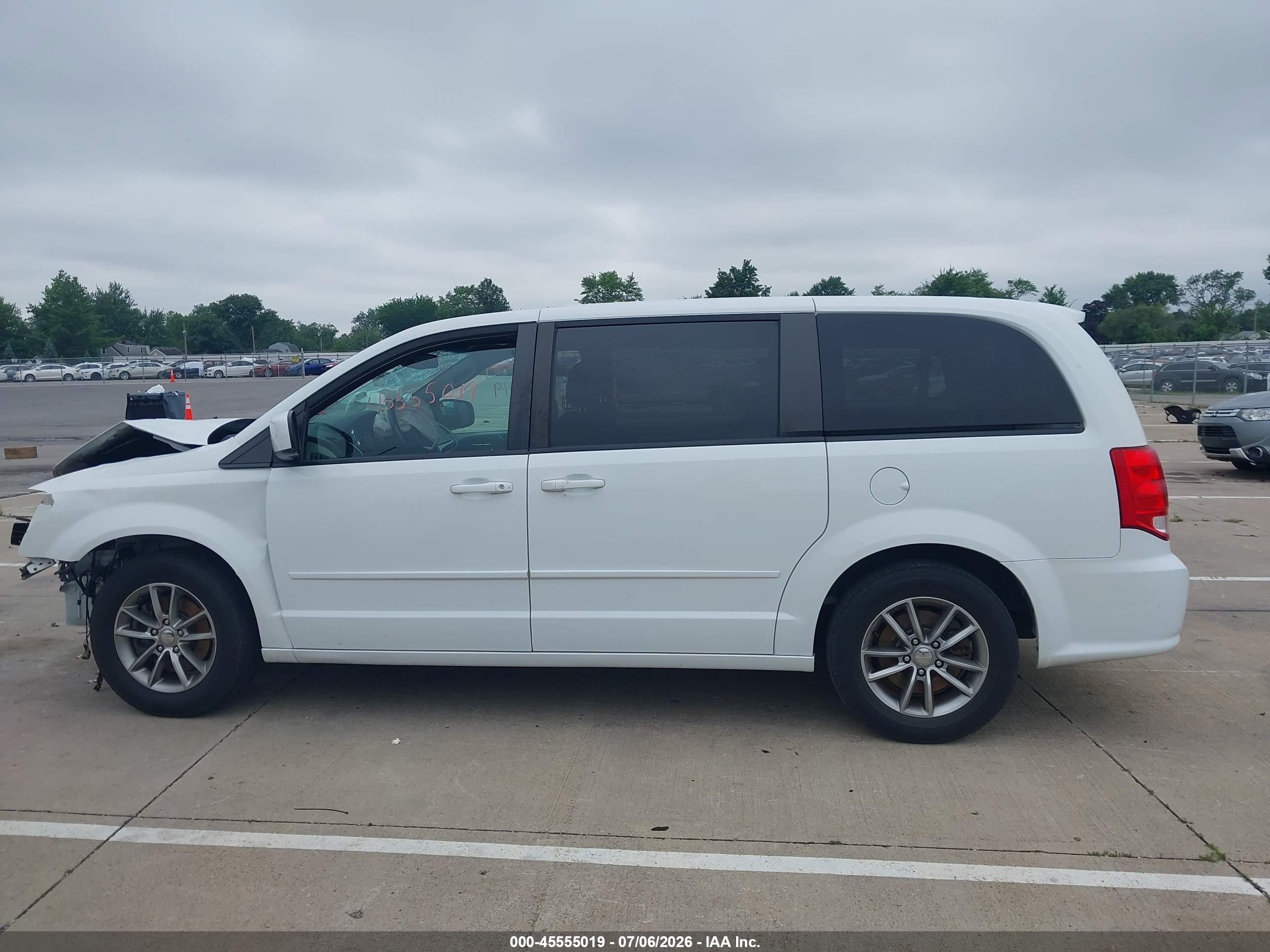 2016 DODGE GRAND CARAVAN SE PLUS