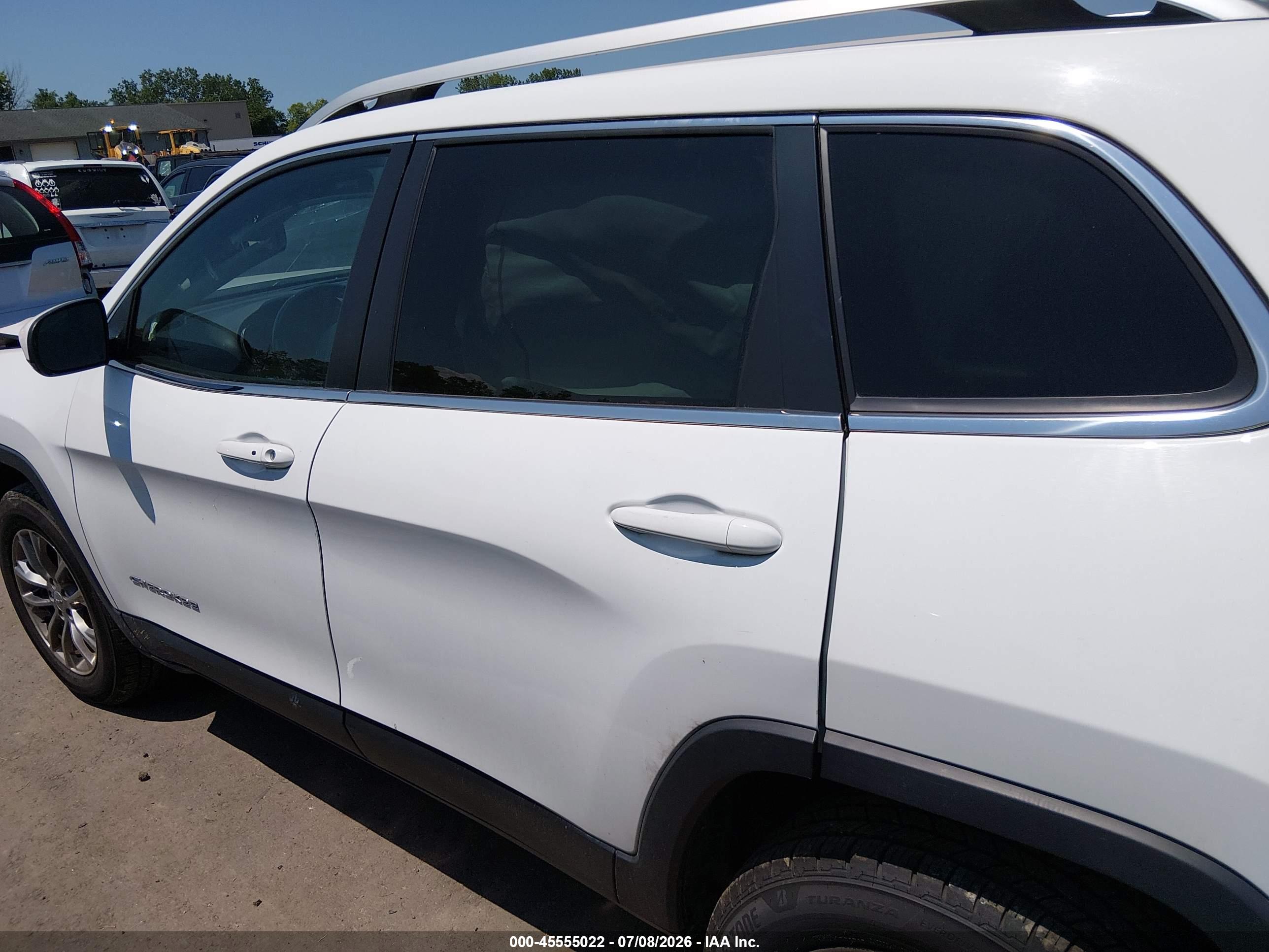 2020 JEEP CHEROKEE LATITUDE PLUS 4X4