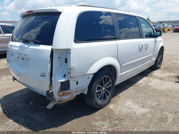 2017 DODGE GRAND CARAVAN GT — I4