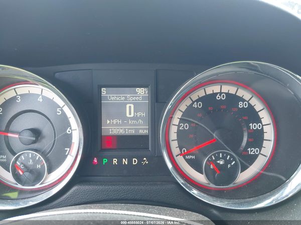 2017 DODGE GRAND CARAVAN GT — I7
