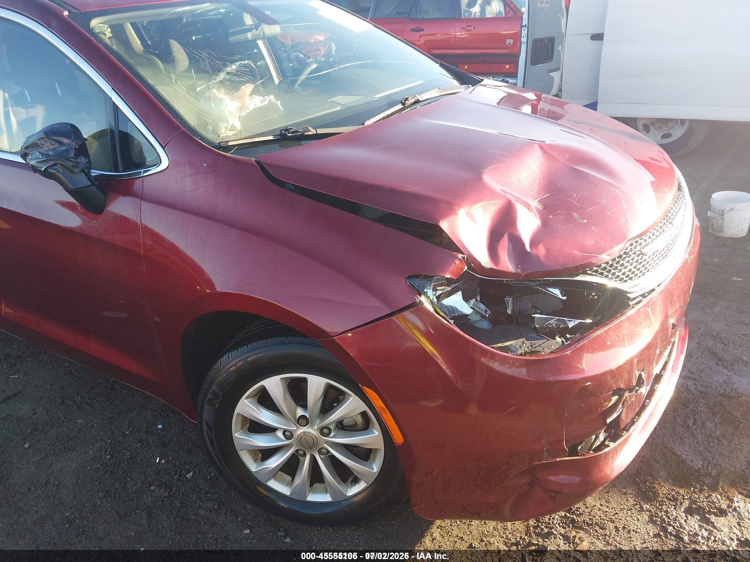 2018 CHRYSLER PACIFICA LX