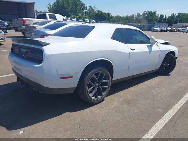 2020 DODGE CHALLENGER SXT