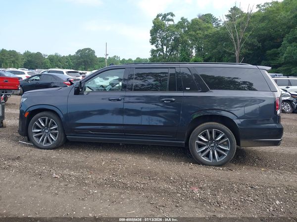 2023 CADILLAC ESCALADE ESV 4WD SPORT PLATINUM