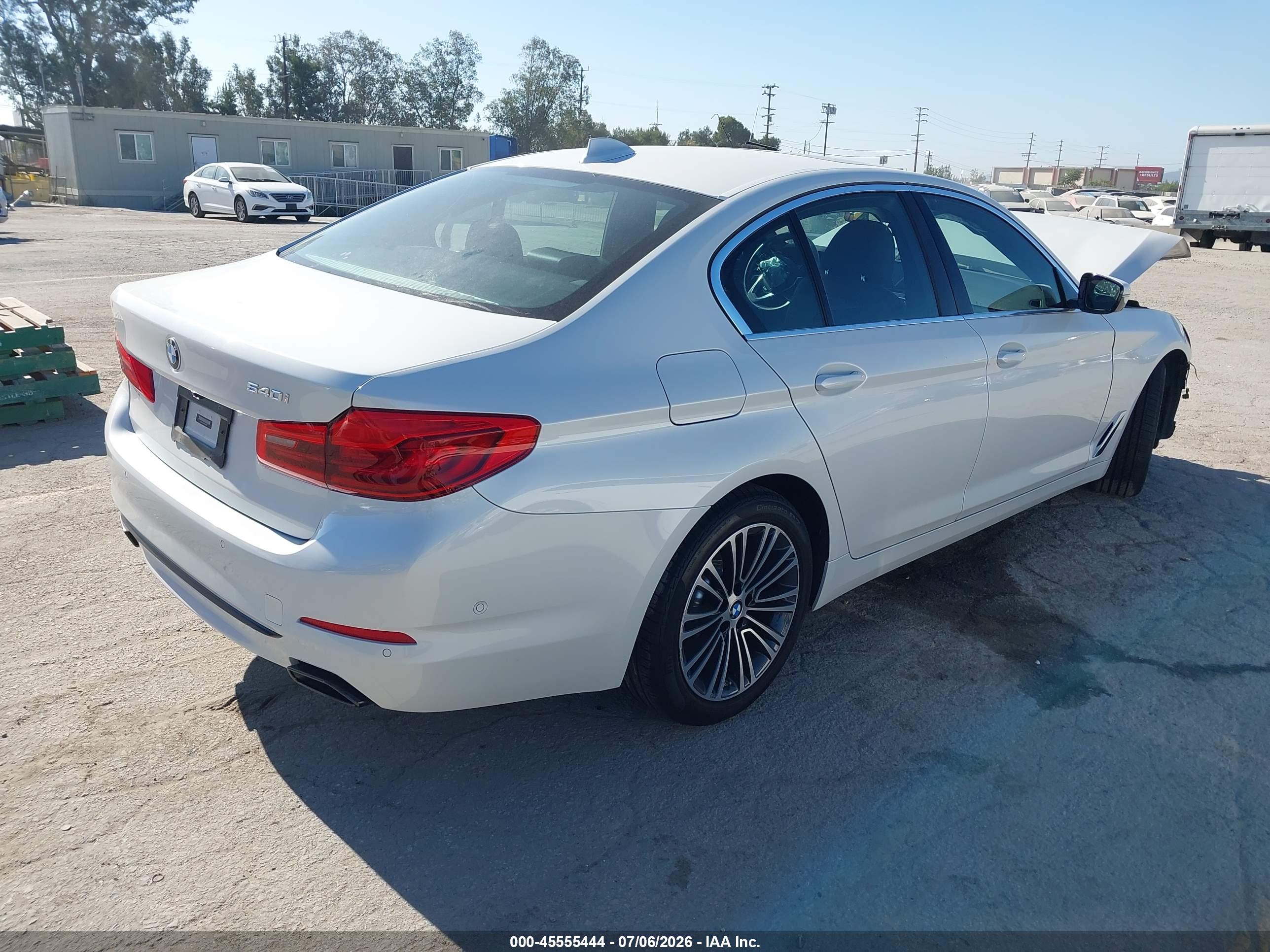 2019 BMW 540I