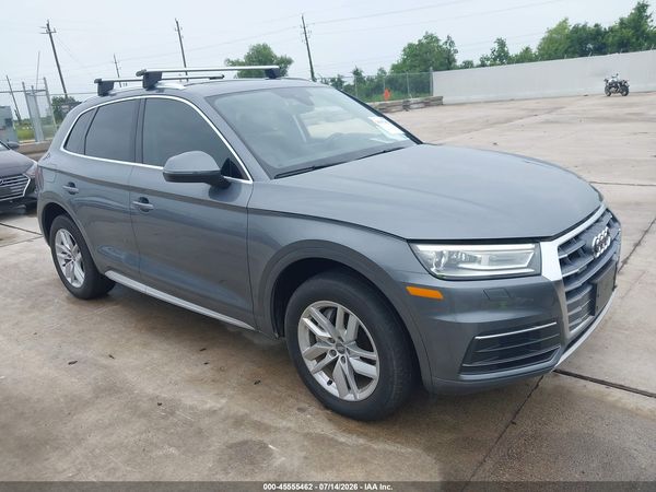 2020 AUDI Q5 quattro Premium