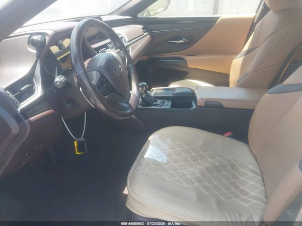 2019 LEXUS ES 350