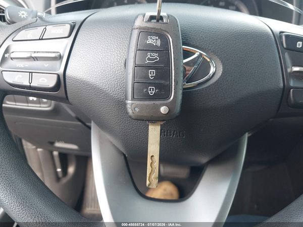2021 HYUNDAI KONA SE