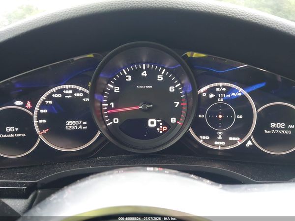 2019 PORSCHE CAYENNE