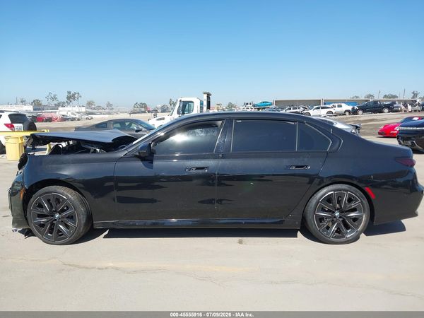 2024 BMW 740I