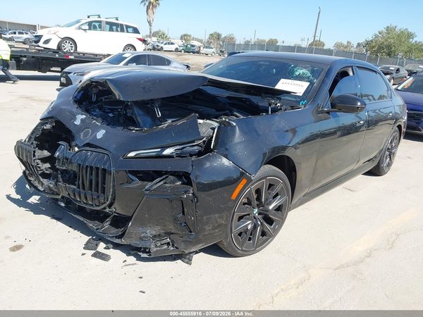 2024 BMW 740I