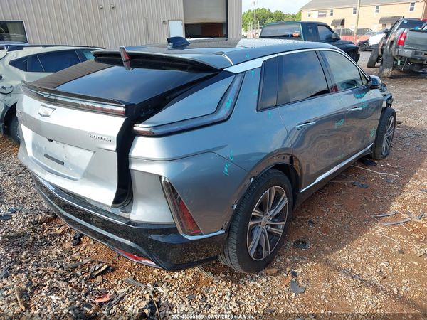 2024 CADILLAC LYRIQ LUXURY W/1SD
