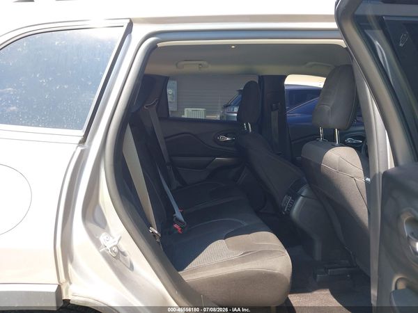 2019 JEEP CHEROKEE LATITUDE 4X4