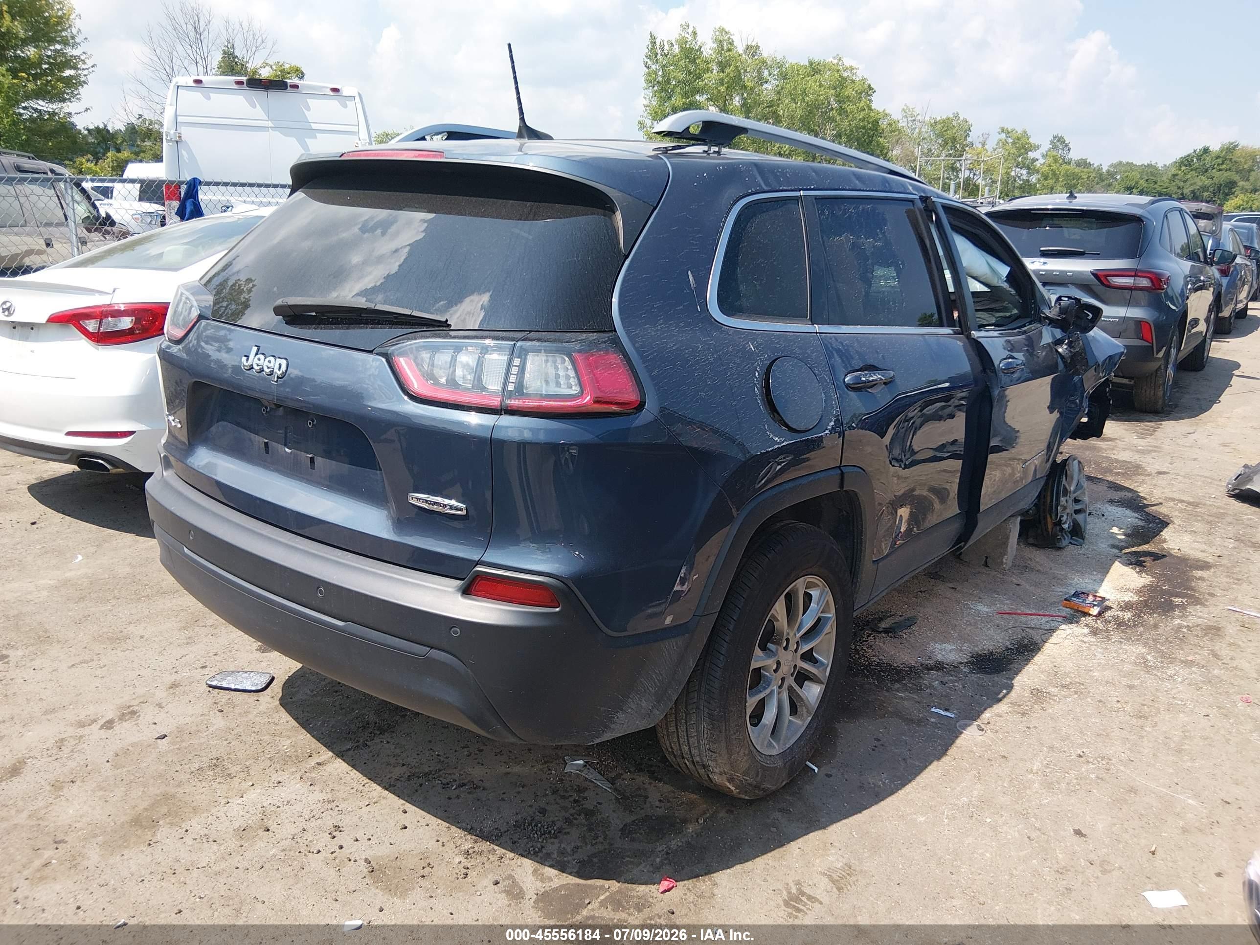 2020 JEEP CHEROKEE LATITUDE PLUS 4X4