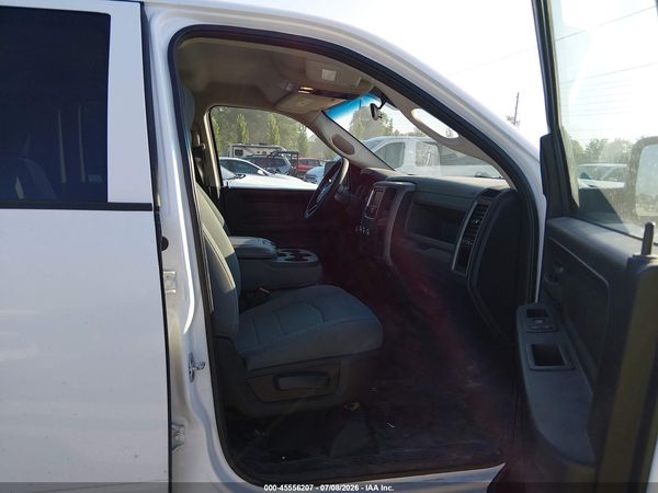 2017 RAM 1500 TRADESMAN  4X4 6'4 BOX
