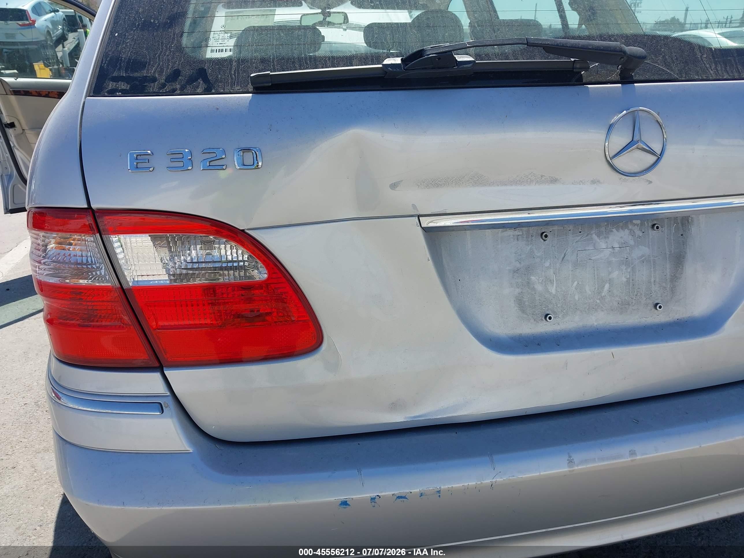 2004 MERCEDES-BENZ E 320 E320