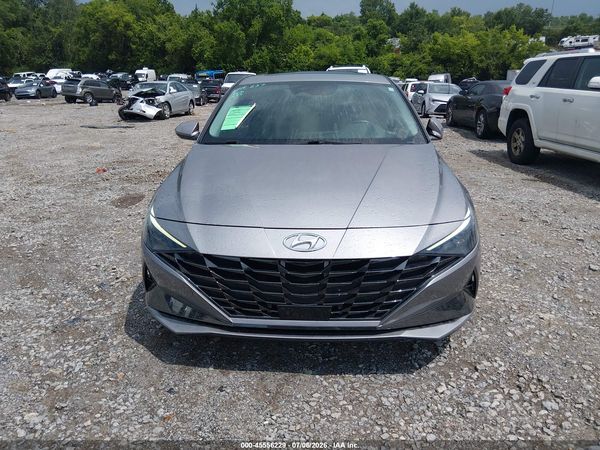 2022 HYUNDAI ELANTRA SEL