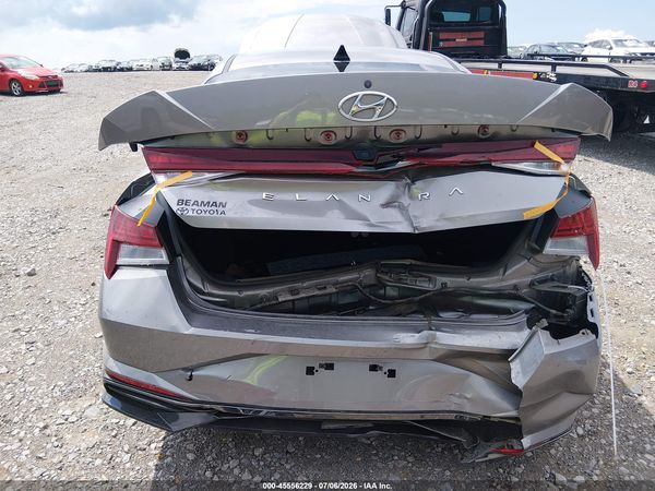 2022 HYUNDAI ELANTRA SEL