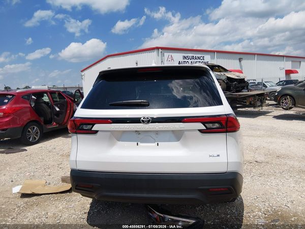 2024 TOYOTA GRAND HIGHLANDER XLE