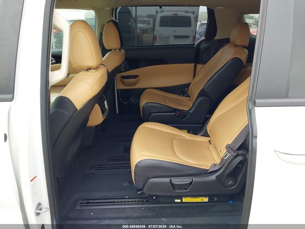 2024 KIA CARNIVAL MPV EX