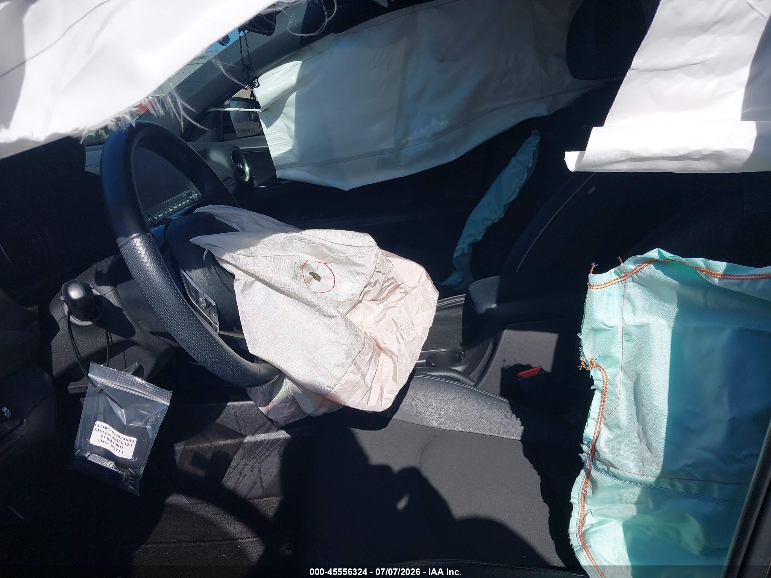 2021 KIA FORTE GT Line