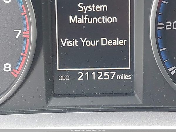 2018 TOYOTA RAV4 LE