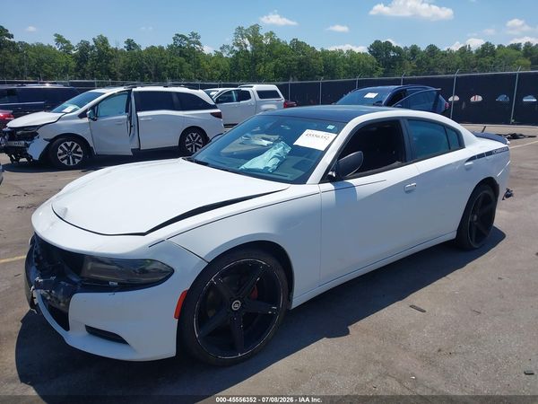 2016 DODGE CHARGER SXT