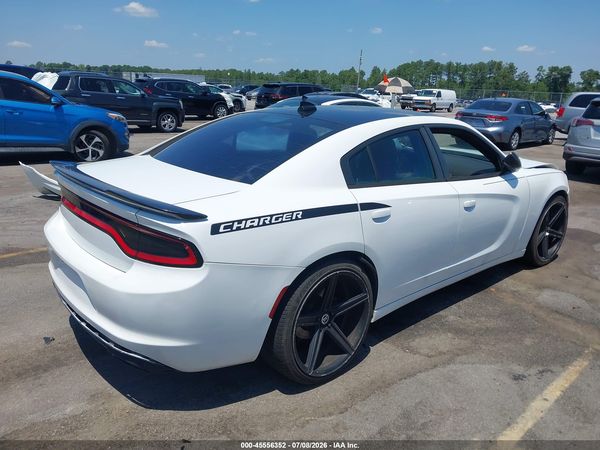 2016 DODGE CHARGER SXT