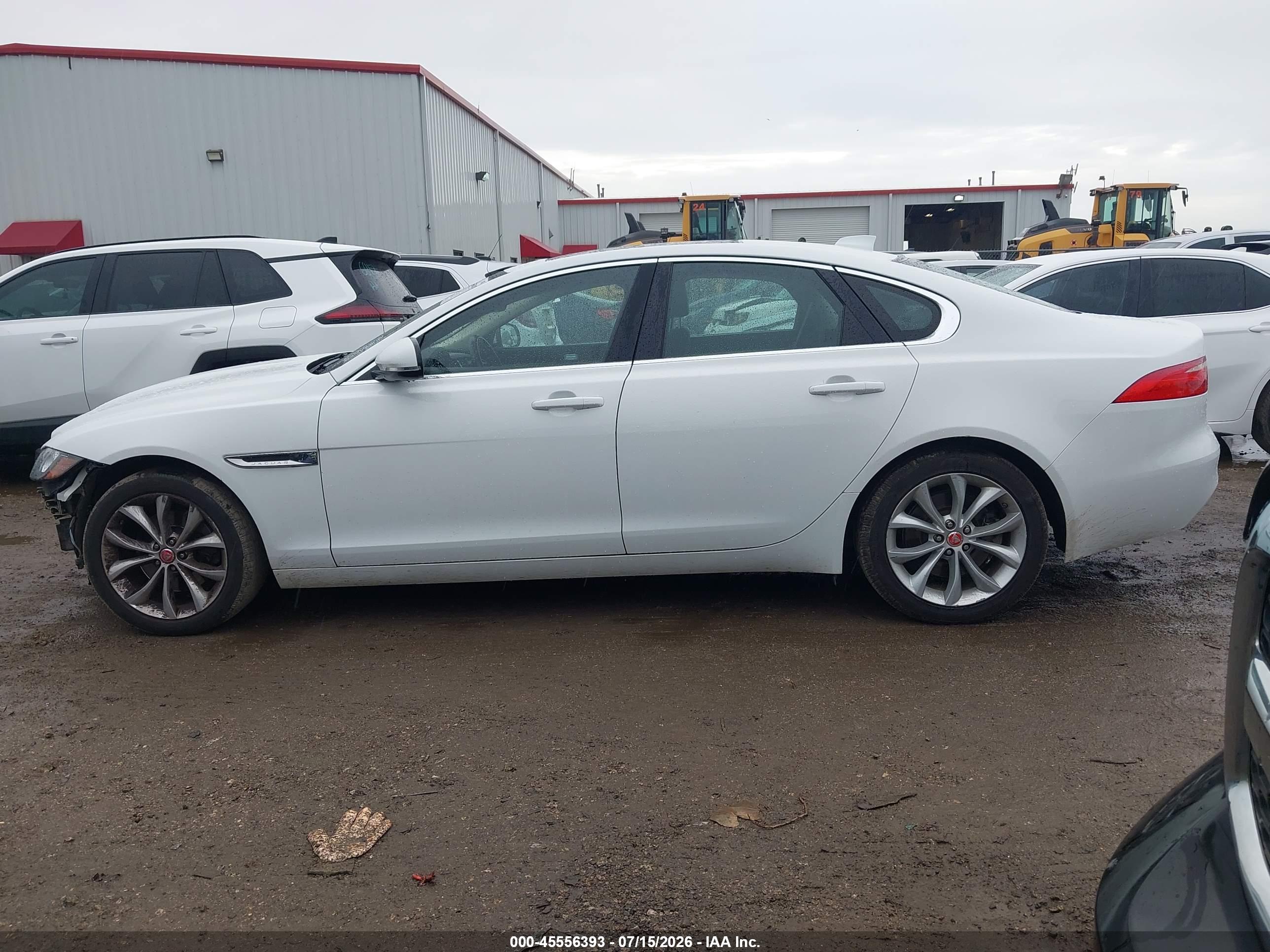 2019 JAGUAR XF 25T PREMIUM
