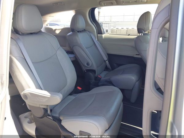 2024 TOYOTA SIENNA LIMITED