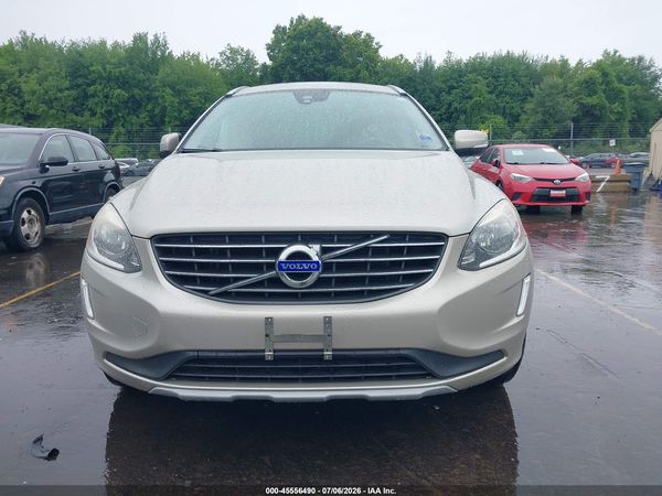 2017 VOLVO XC60 T5 INSCRIPTION