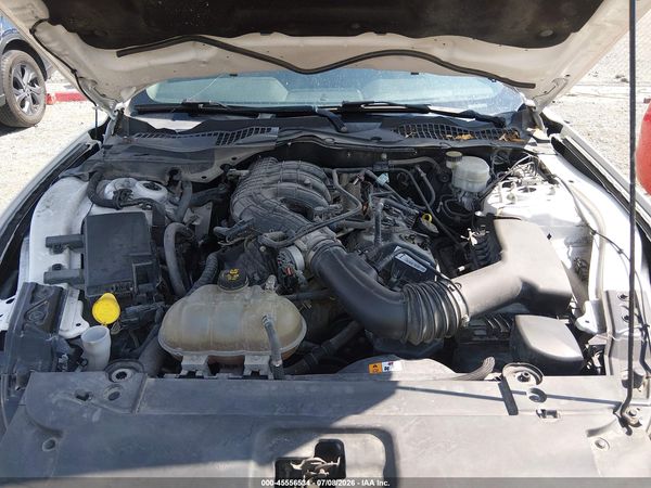 2017 FORD MUSTANG V6